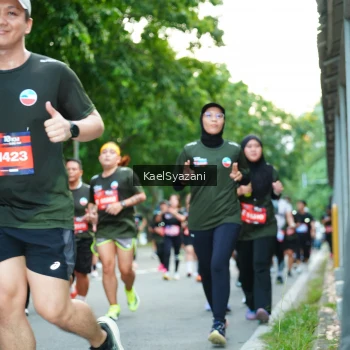 Runner Photo 3584417