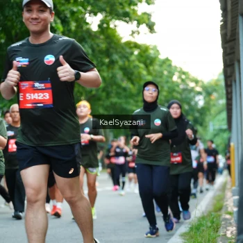 Runner Photo 3584418