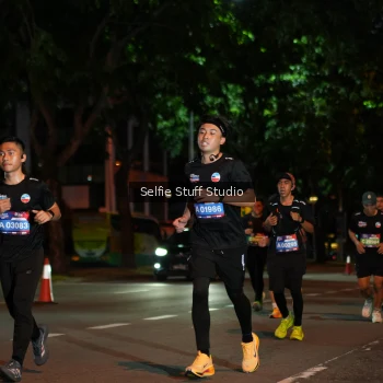 Runner Photo 3584471