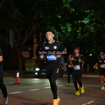 Runner Photo 3584532