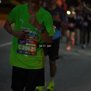 Runner Photo 3584573