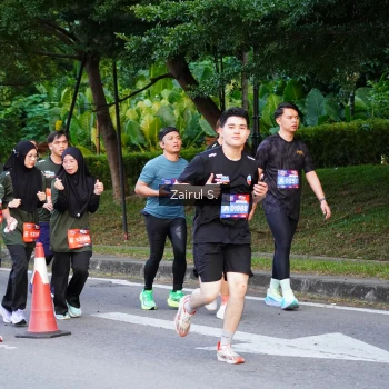 Runner Photo 3584580