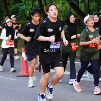 Runner Photo 3584594