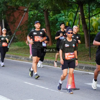 Runner Photo 3584638