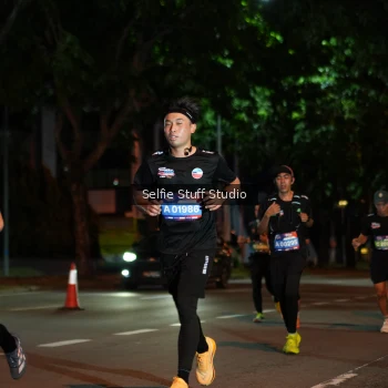 Runner Photo 3584671