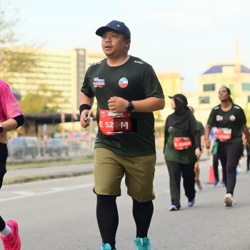 Runner Photo 3584710