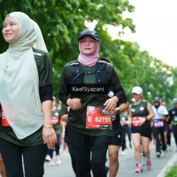 Runner Photo 3584714