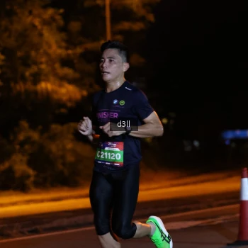 Runner Photo 3584715