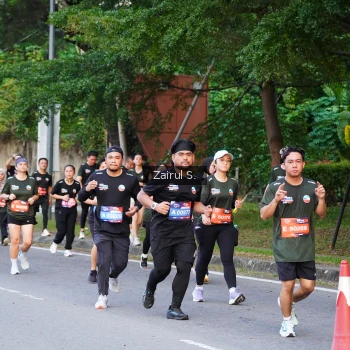 Runner Photo 3584720