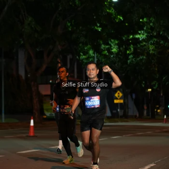 Runner Photo 3584722