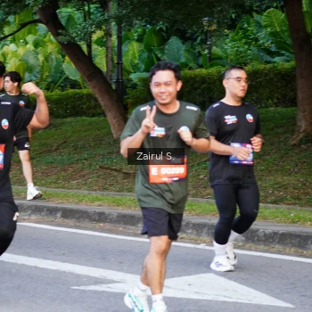 Runner Photo 3584734