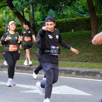 Runner Photo 3584766