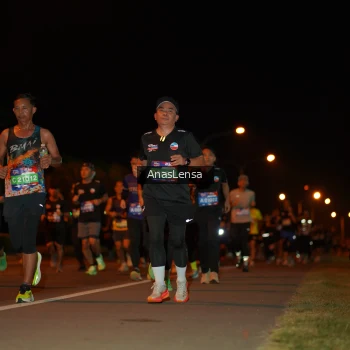 Runner Photo 3584813