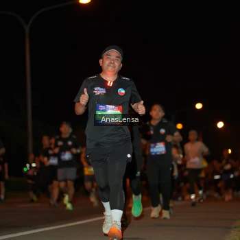 Runner Photo 3584827
