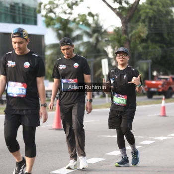 Runner Photo 3584919