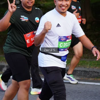 Runner Photo 3584945