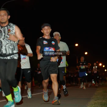 Runner Photo 3584998