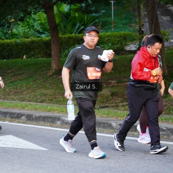 Runner Photo 3585112