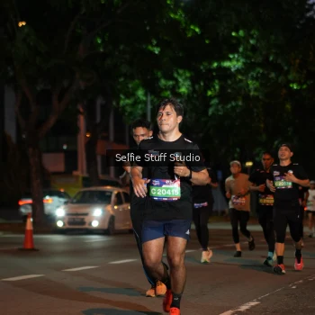 Runner Photo 3585197