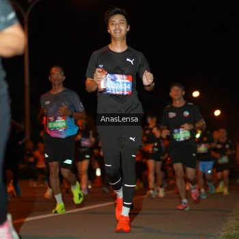 Runner Photo 3585248