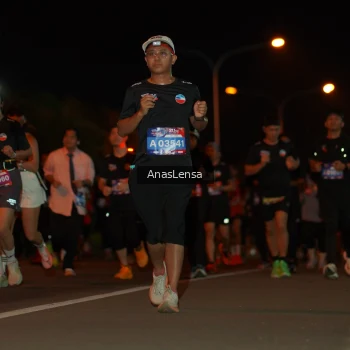 Runner Photo 3585527