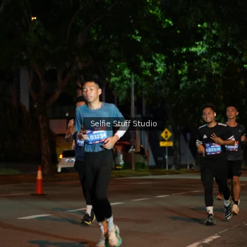 Runner Photo 3585645