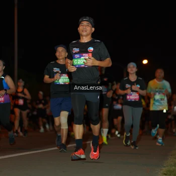 Runner Photo 3585745
