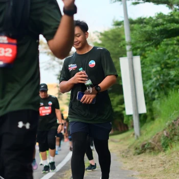 Runner Photo 3585768