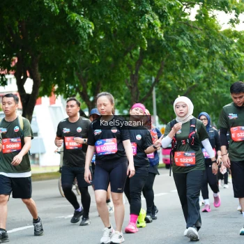 Runner Photo 3585870