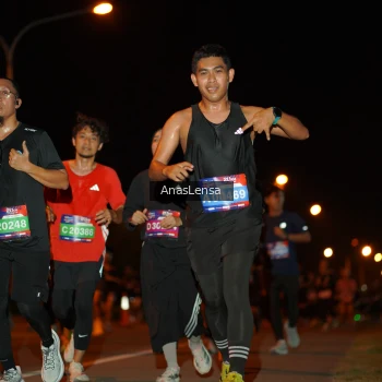 Runner Photo 3586285
