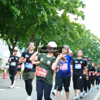 Runner Photo 3586369
