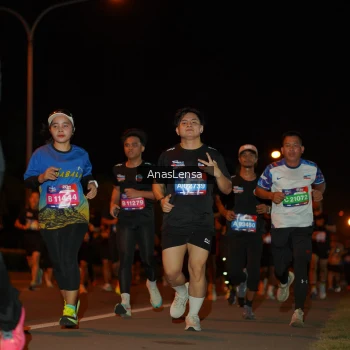 Runner Photo 3586433
