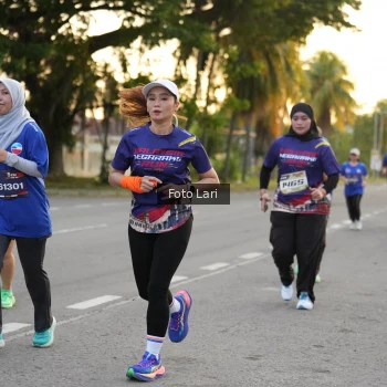 Runner Photo 3586512