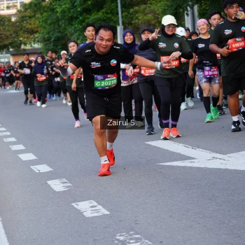Runner Photo 3586535