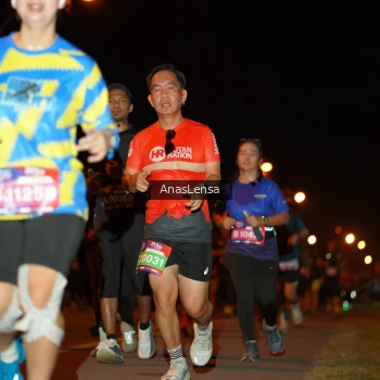 Runner Photo 3586671