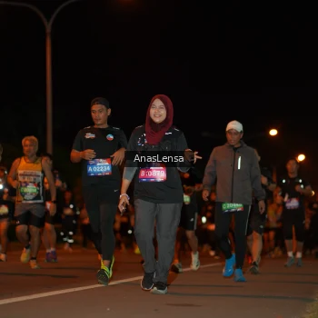 Runner Photo 3586702