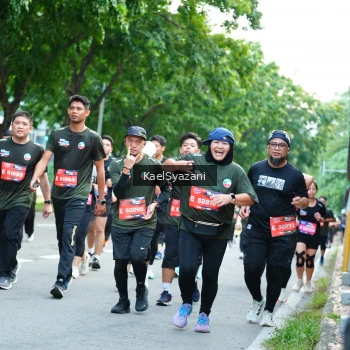 Runner Photo 3586781