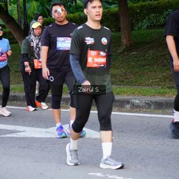 Runner Photo 3588070