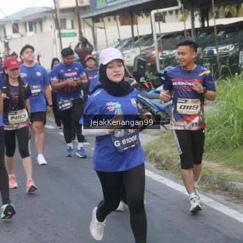 Runner Photo 3588087