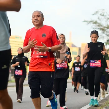 Runner Photo 3588109