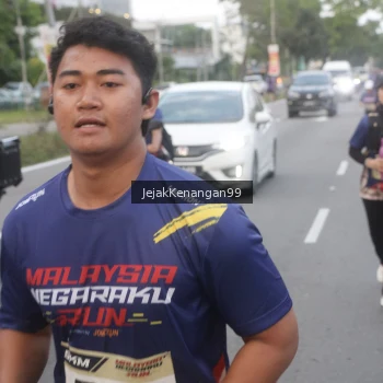 Runner Photo 3588216
