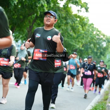 Runner Photo 3588244