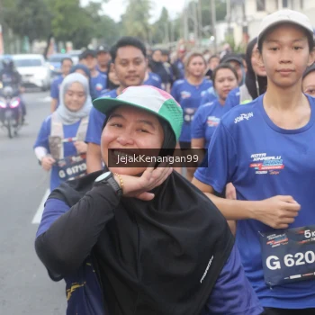 Runner Photo 3588610