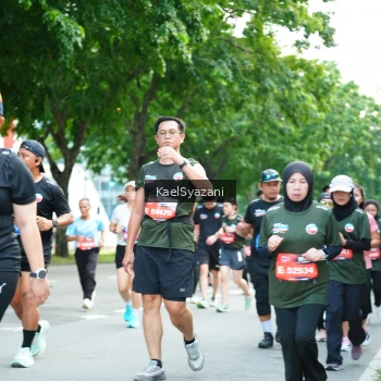 Runner Photo 3588696