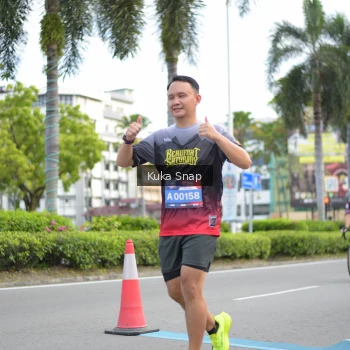 Runner Photo 3589525