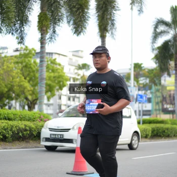 Runner Photo 3589591
