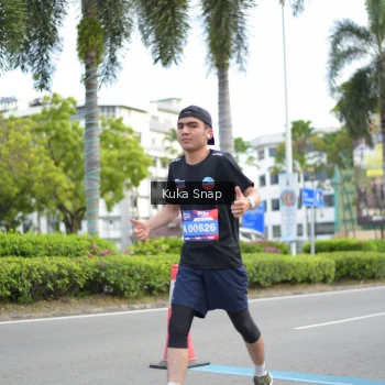 Runner Photo 3589780
