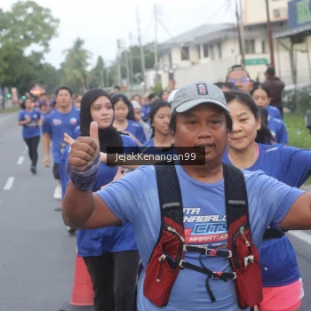 Runner Photo 3589873