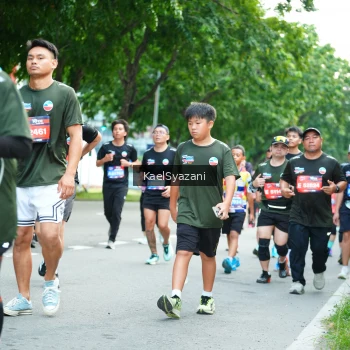 Runner Photo 3590010