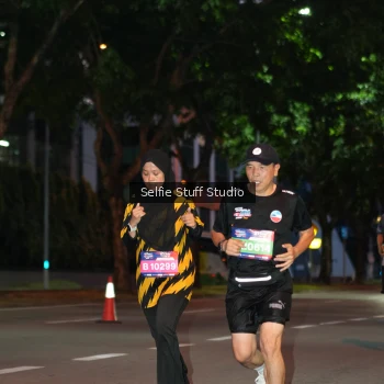 Runner Photo 3590023